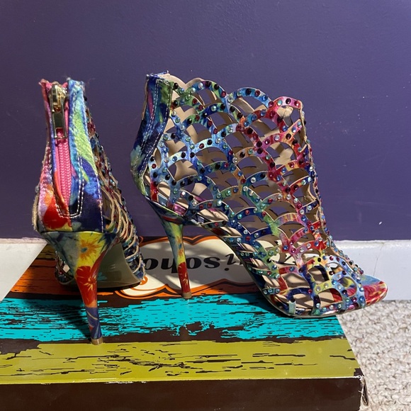 ZigiSoho Stoned Heels 💕✨ - Picture 2 of 3